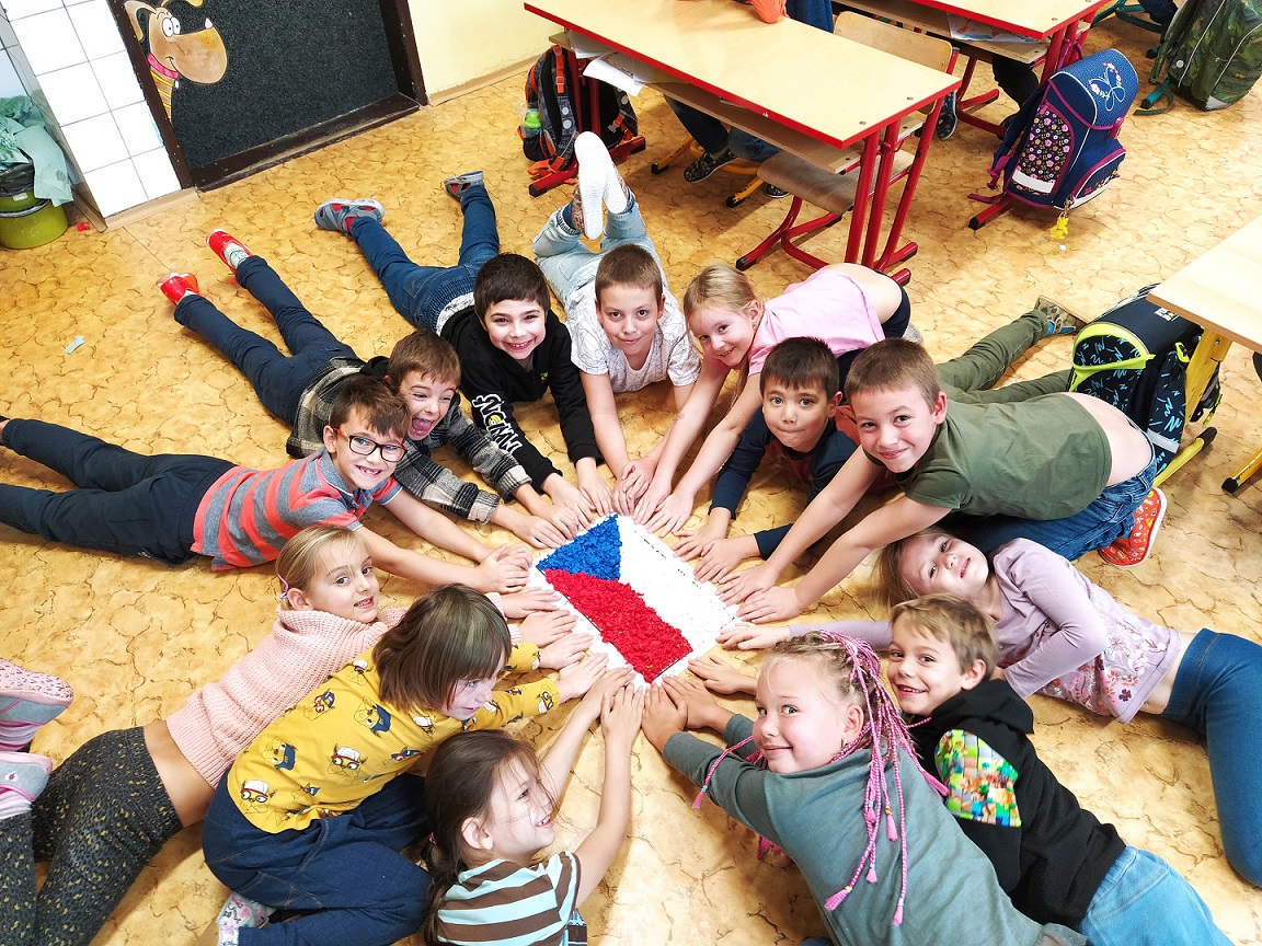 1.B_vlajky_2.jpg