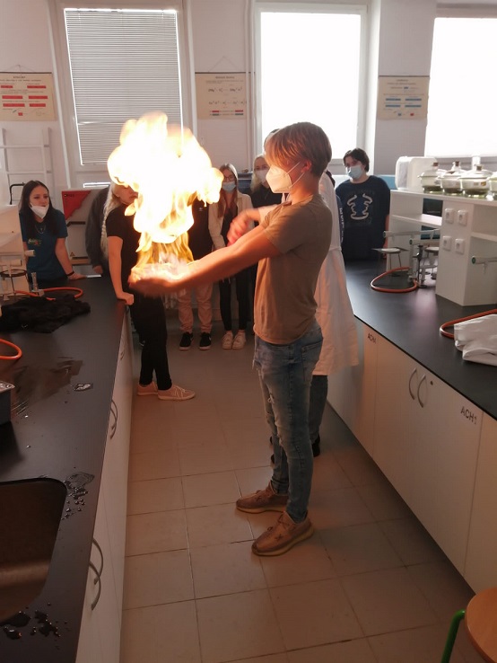 Educhem_1.jpg